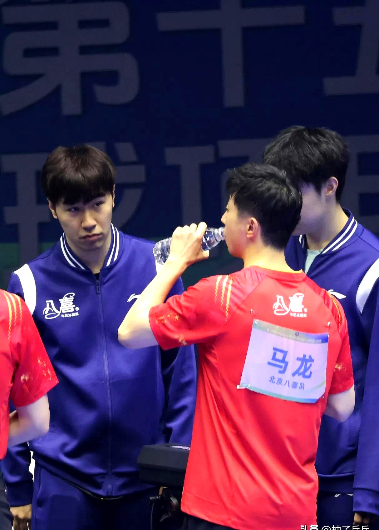 奥地利队险胜瑞典队,马龙带队取胜 奥地利队险胜瑞典队,马龙带队取胜