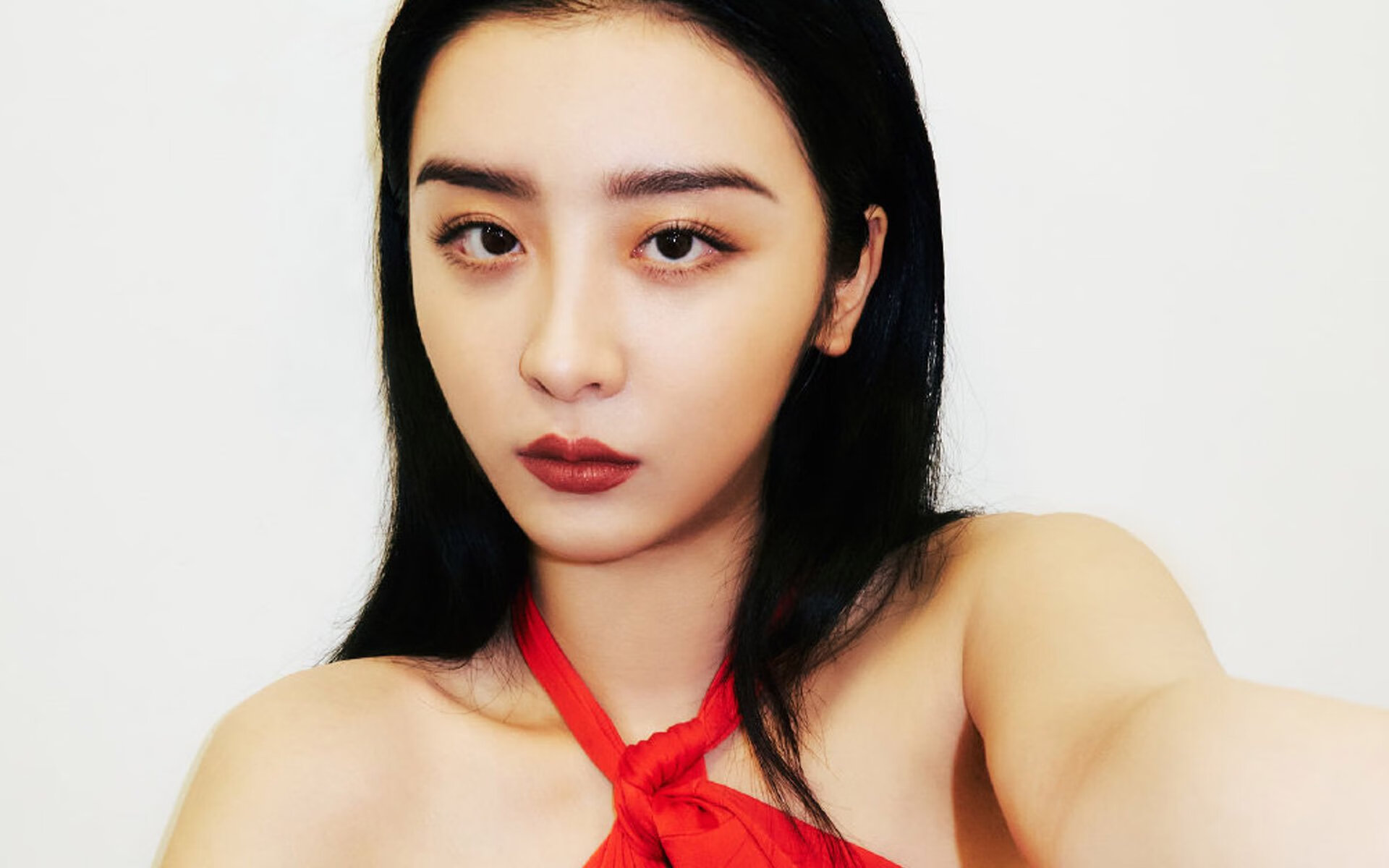 富安健洋的日耳曼式爆发,当纪律的铁链,稳稳锁住利物浦的洪流