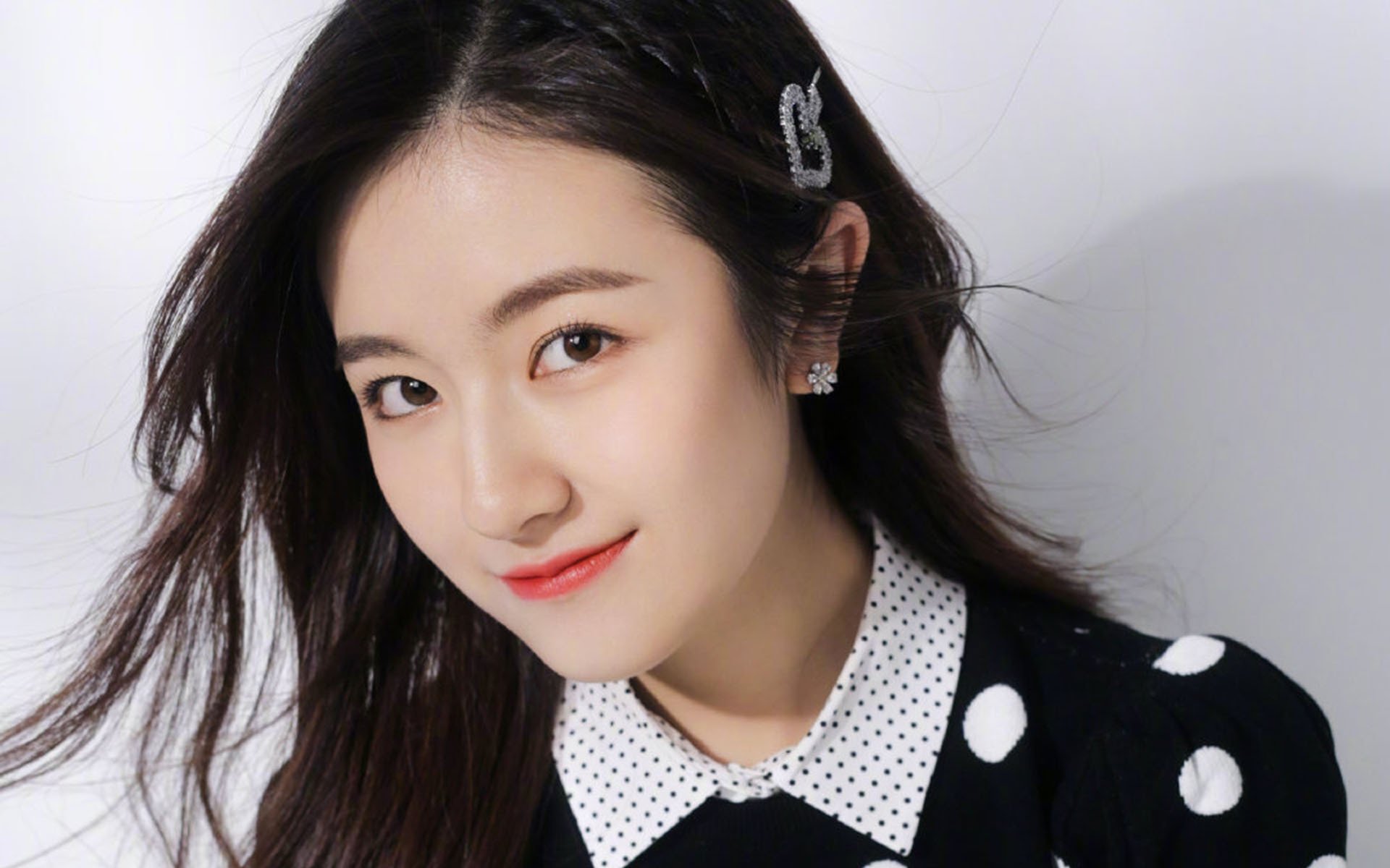 跨界风暴，贝林厄姆在NBA季后赛之夜的进攻传奇